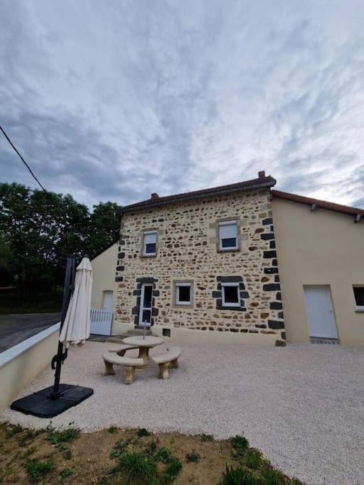 Chez Robert Holiday home Bromont-Lamothe